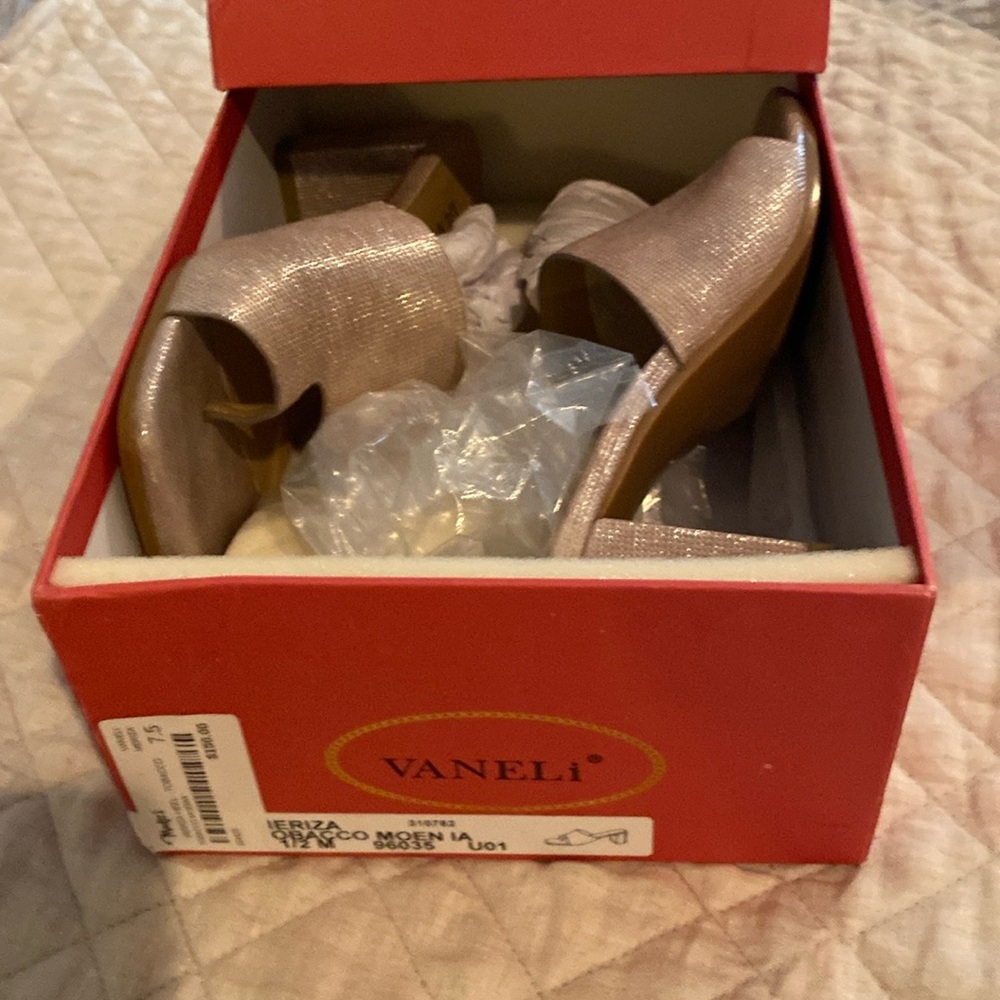 Vaneli Tobacco Moenia Slides